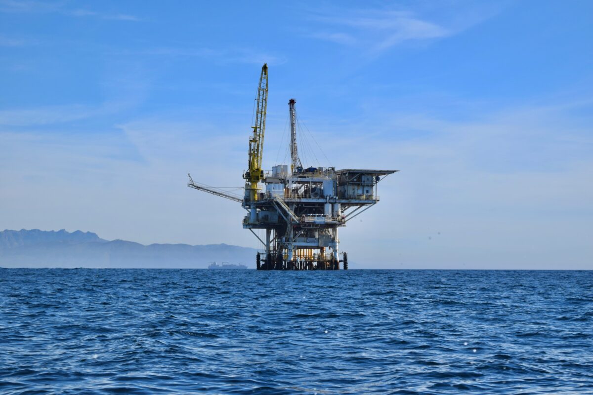 plateform offshore with helideck in sea